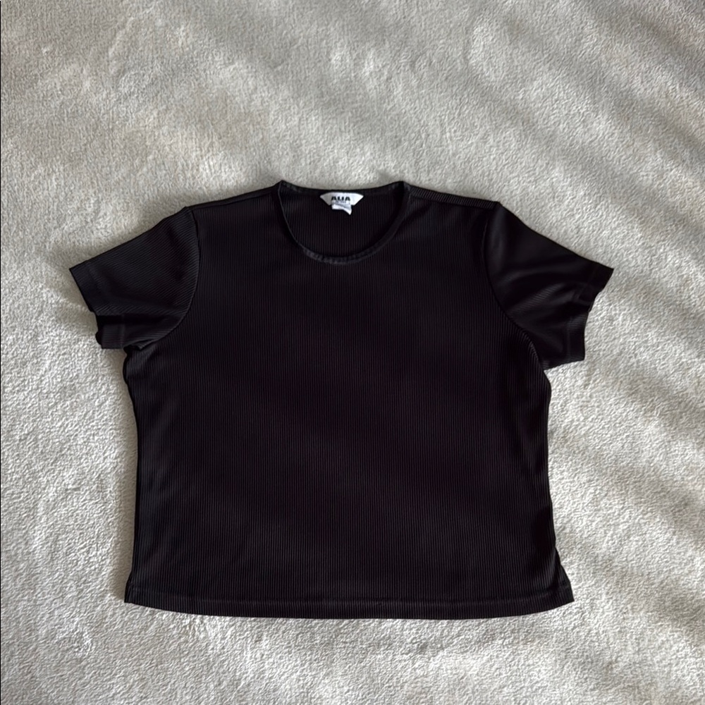 Alia Petites Black Ribbed S/S Shirt